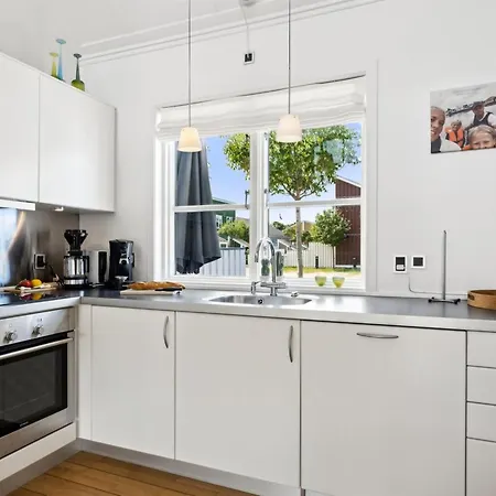 Holiday home Jaenis - 10m From The Sea By Interhome Ebeltoft